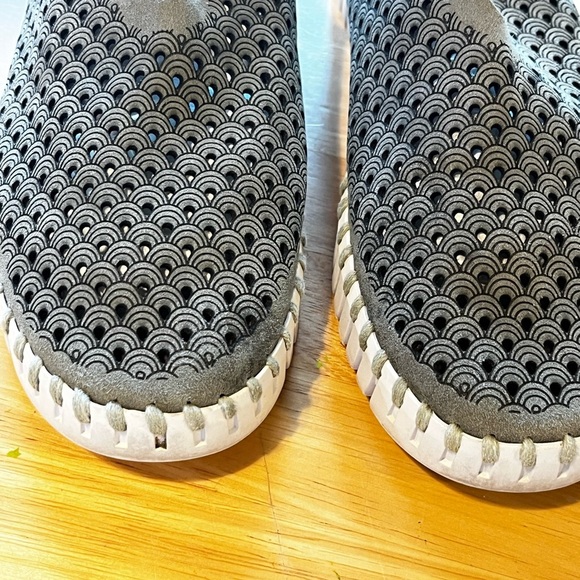 Isle Jacobson tulip shoes size 37 slip on green comfort white sole - Picture 10 of 15